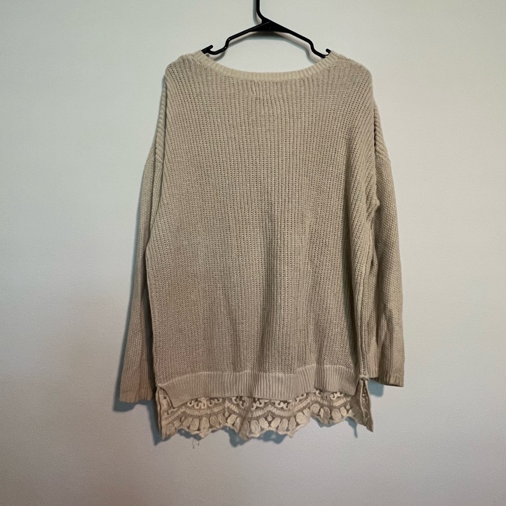 Urban outfitters sweater - Picture 2 of 3